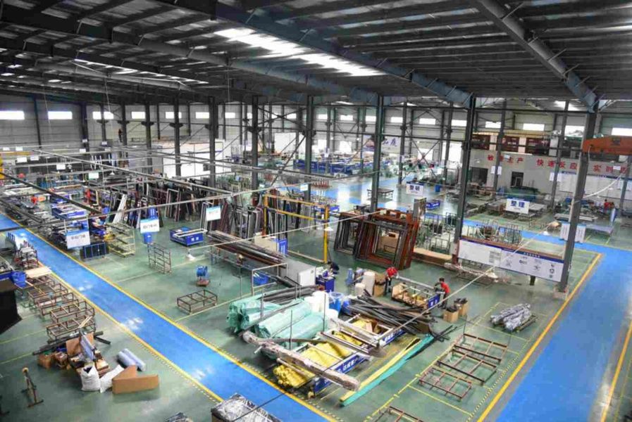HongKong LCM Construction Co., Limited chaîne de production de fabricant