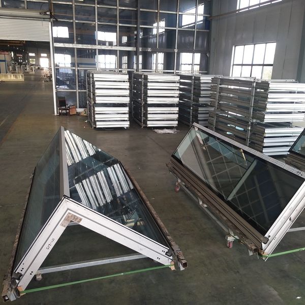 HongKong LCM Construction Co., Limited chaîne de production de fabricant