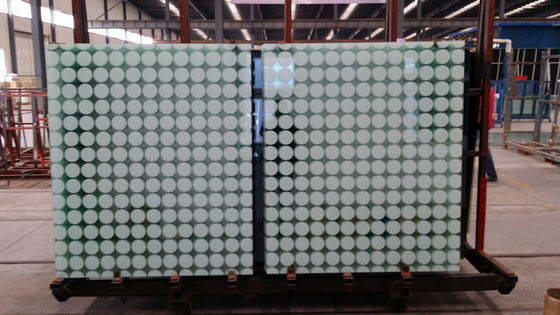 Vitrage émailé résistant à la température pour les applications de décoration architecturale